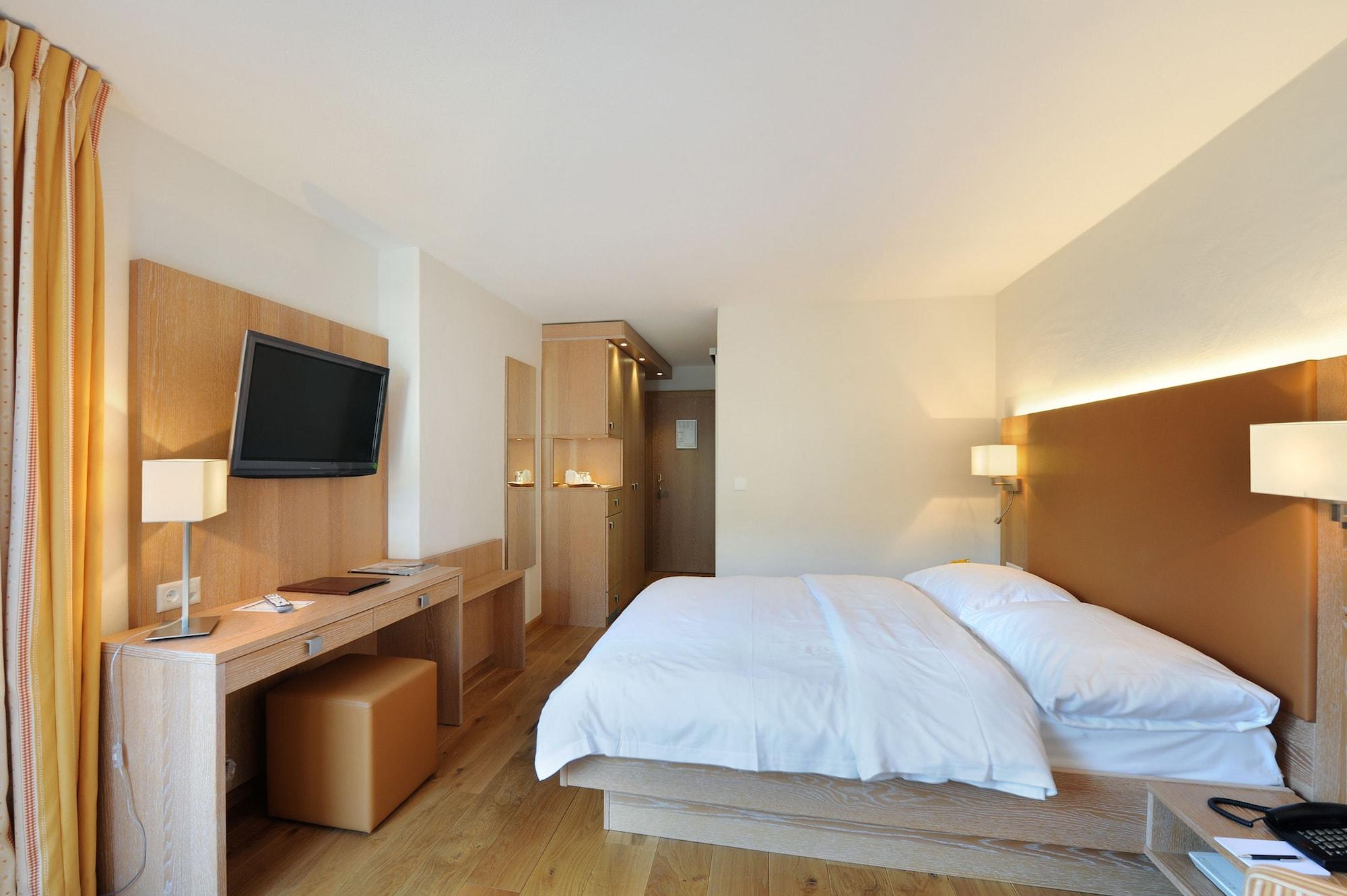 Hotel Helvetia Intergolf Crans-Montana Zewnętrze zdjęcie