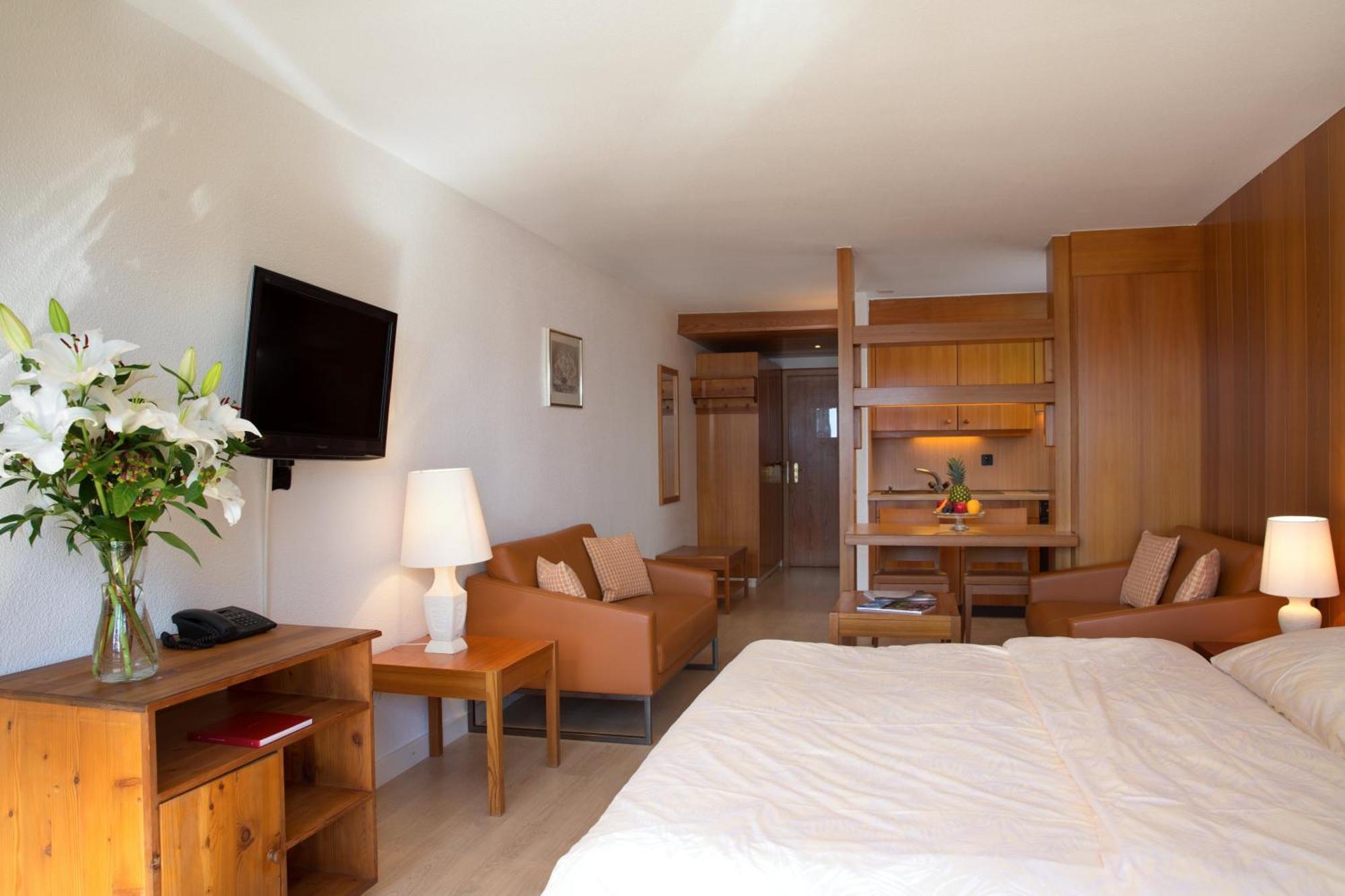 Hotel Helvetia Intergolf Crans-Montana Zewnętrze zdjęcie