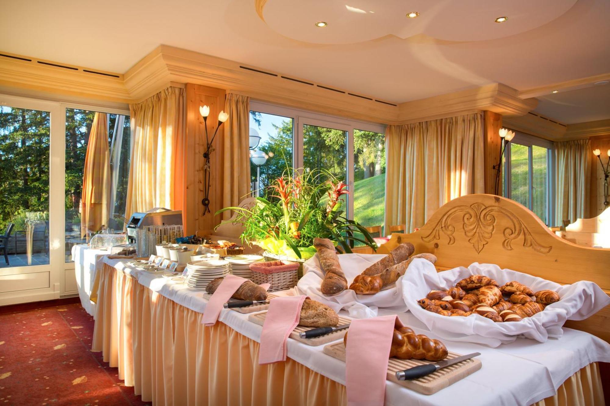 Hotel Helvetia Intergolf Crans-Montana Zewnętrze zdjęcie
